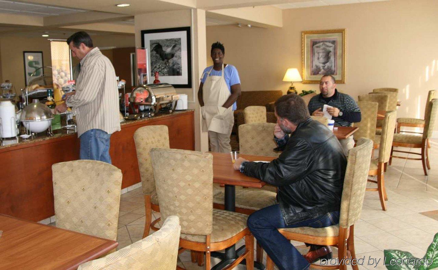 Hampton Inn Birmingham/Fultondale Restaurant photo